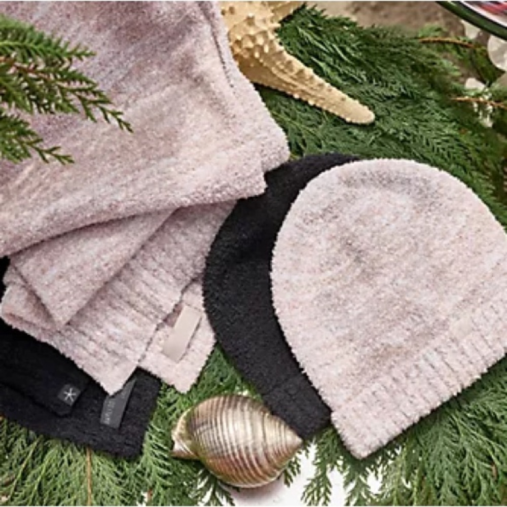 Brand New Barefoot Dreams CozyChic Beanie and Scarf Color: Sahara